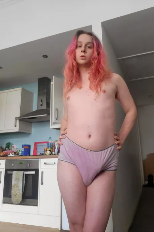 Plenty of room for comfort 😏 by nsedmusfw