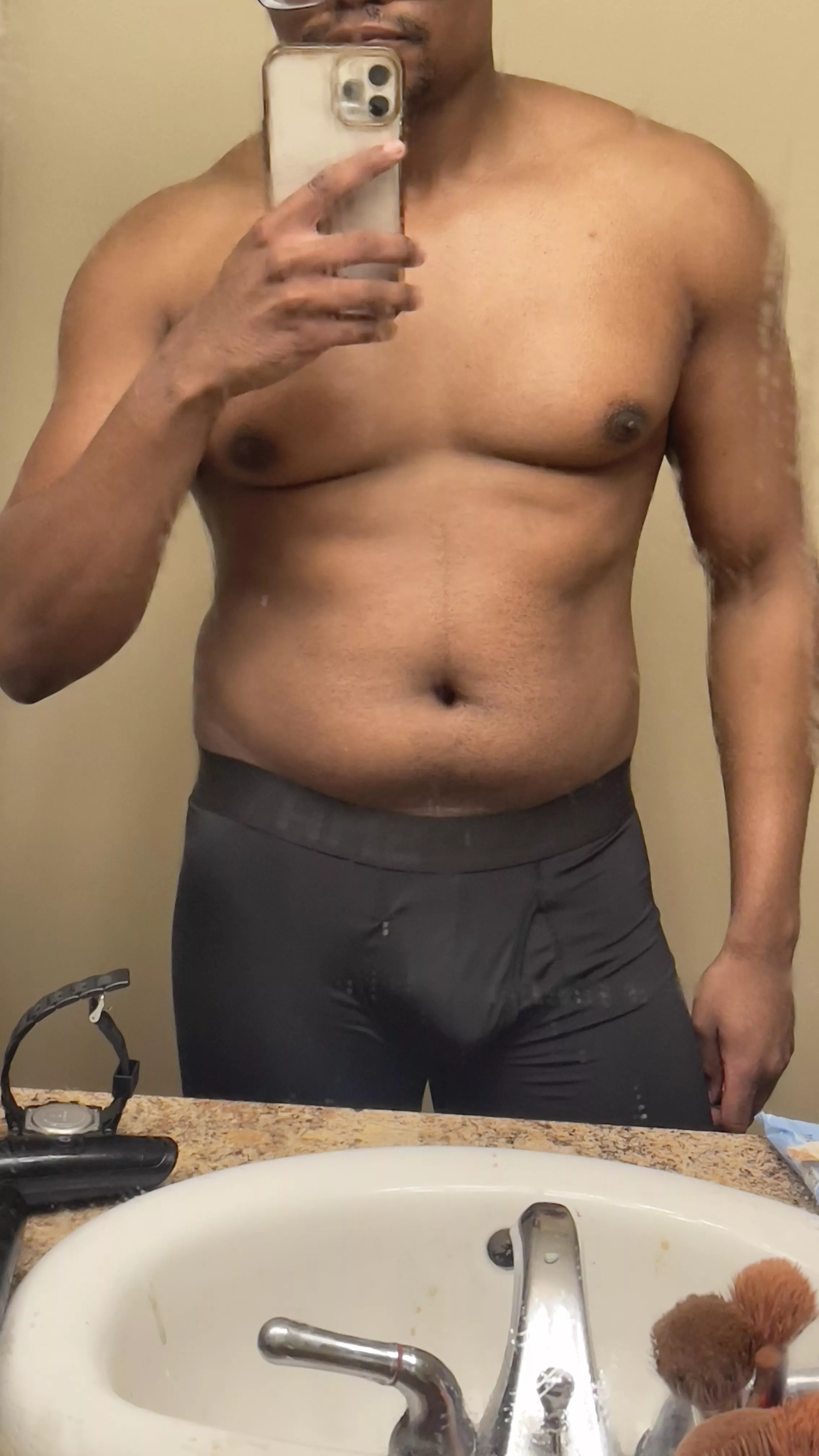 Post gym pose! [m] posted by Elusive_Reality