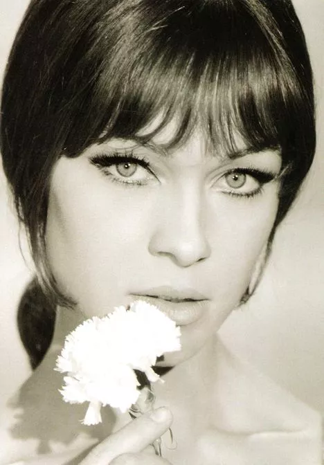 Spanish actress Marisol posted by cliptemnestra