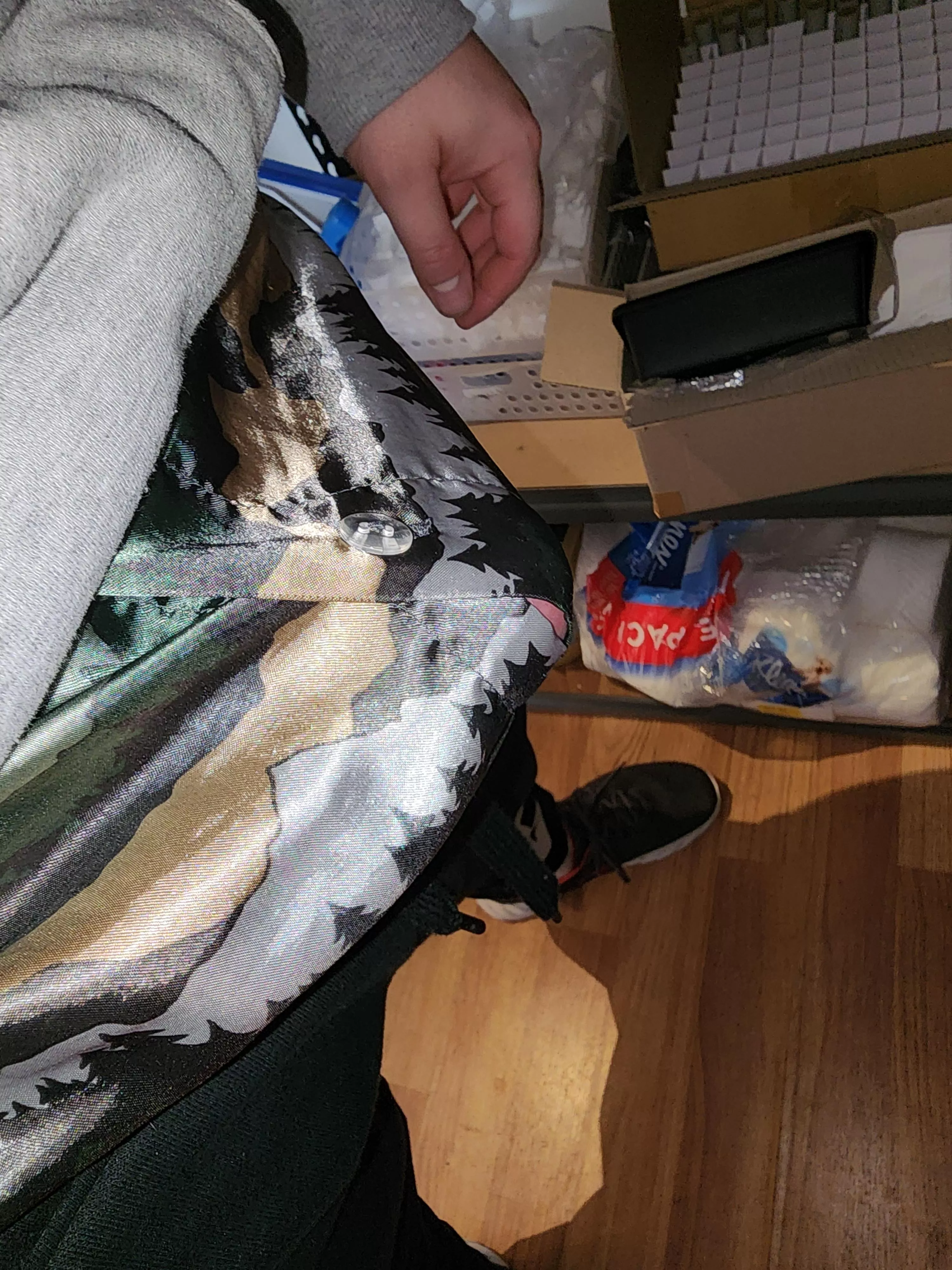 Teasing myself in satins at work 🥵 posted by brosef3000