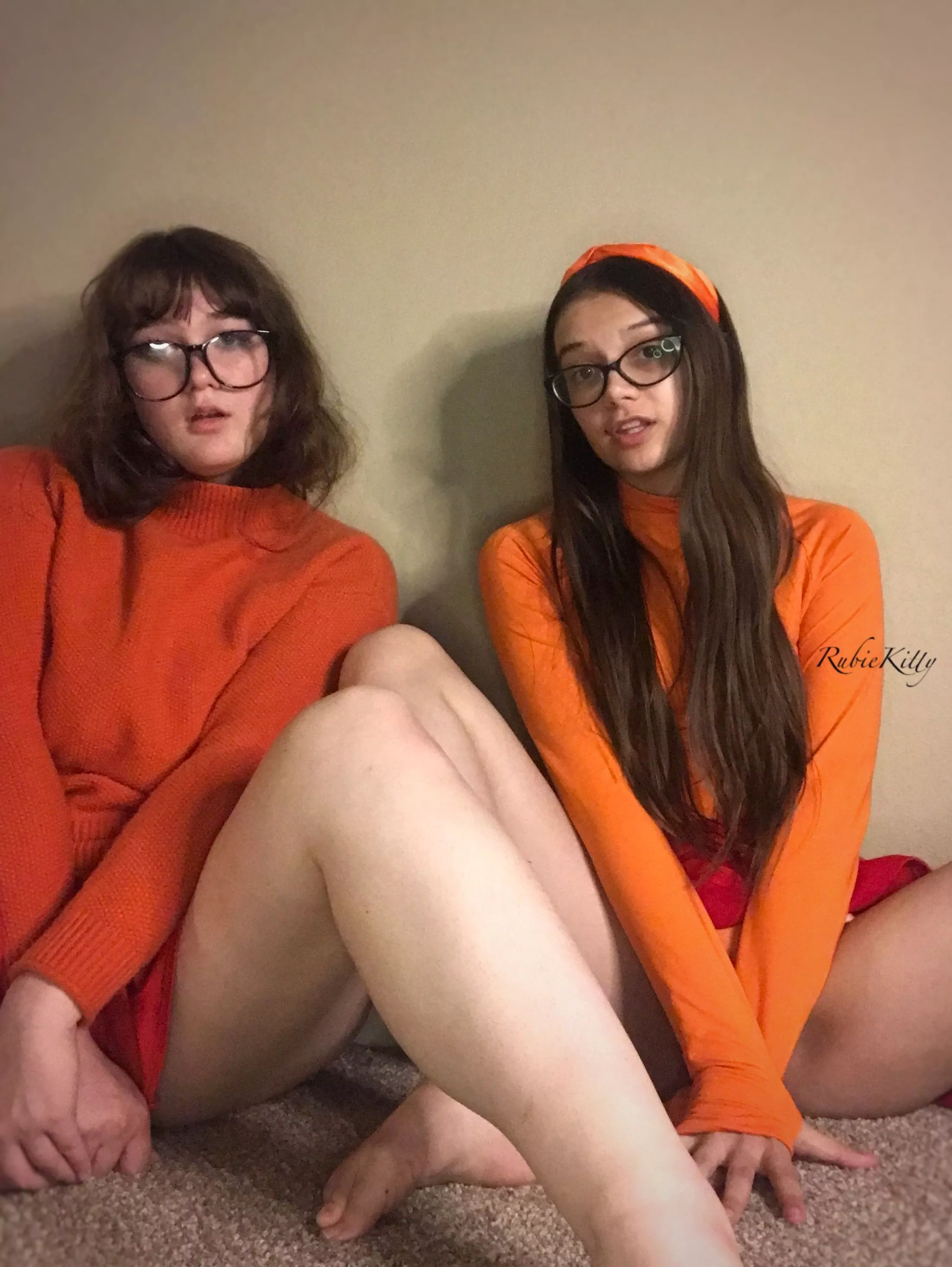 Two girls with glasses are better than one😉 posted by RubieKitty