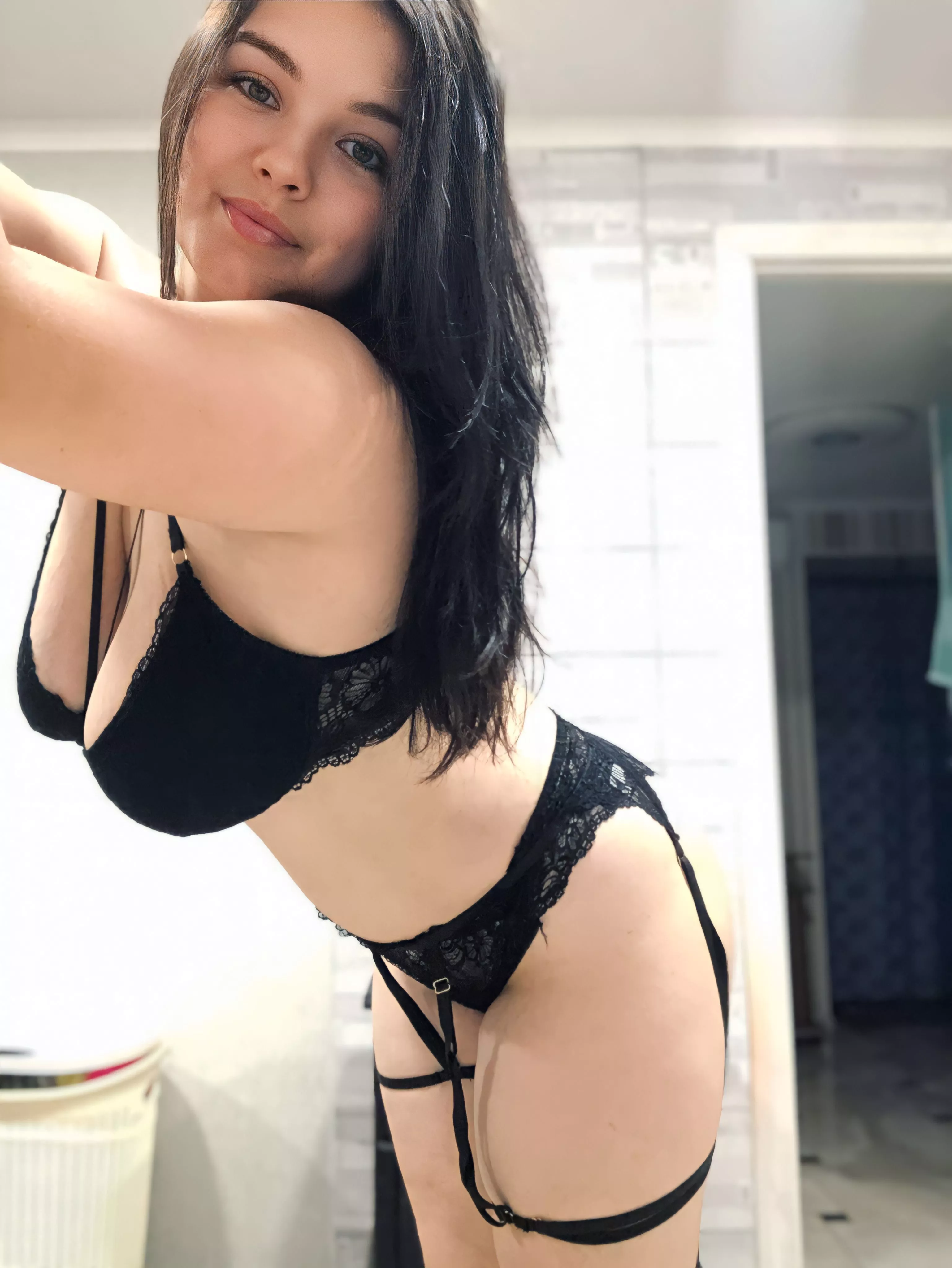 You need a good obedient chubby girl in your life posted by helen_shamie1