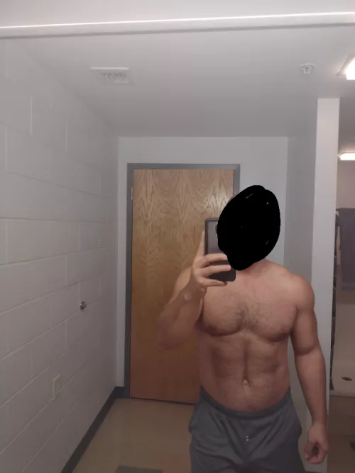 33 man in Los Angeles starting August 8 by pornkhal