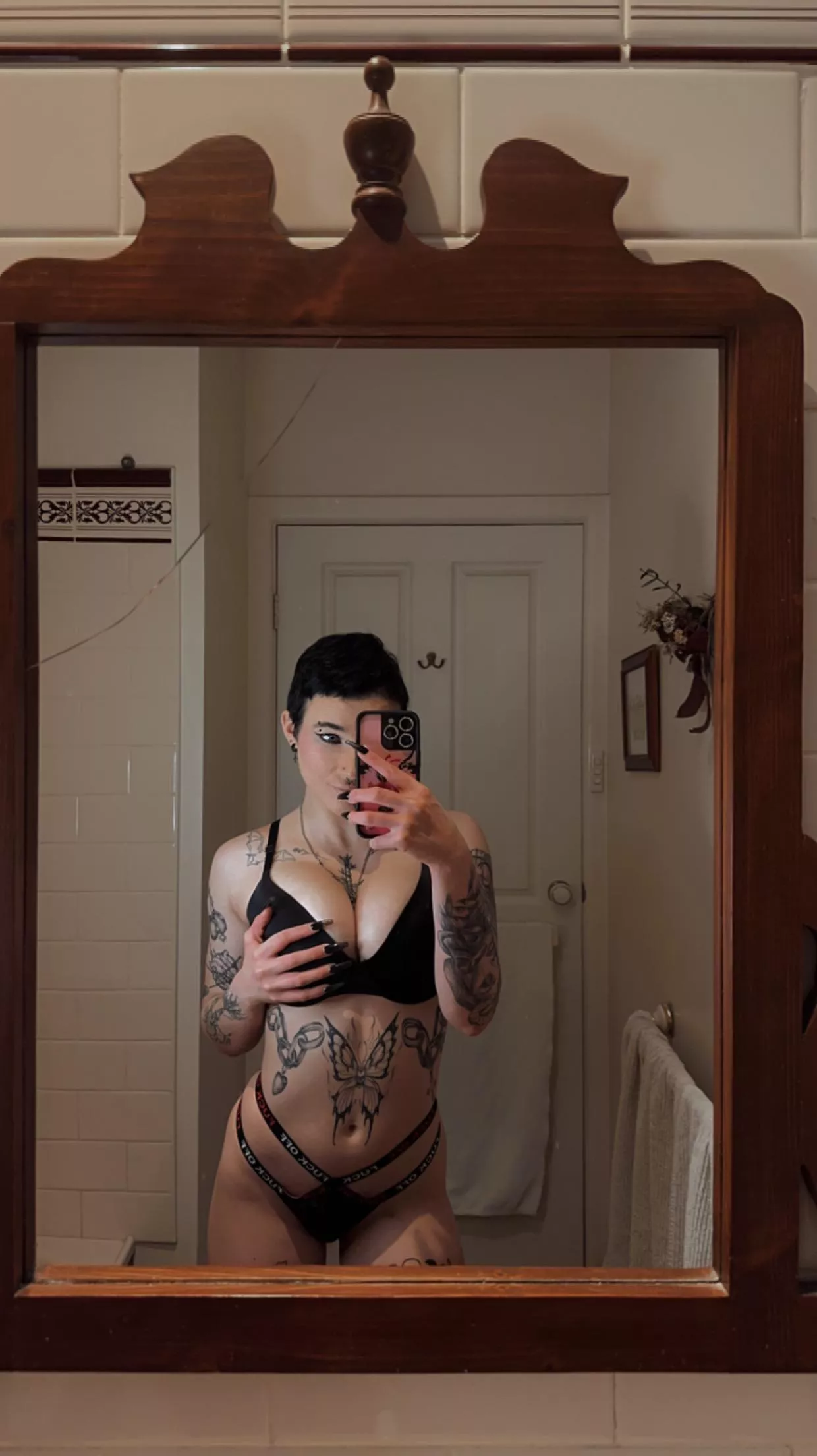 anybody looking for a big BOOBED goth gf? ;) posted by petlover824