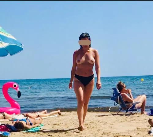 Beautiful beach day posted by arsenal1025