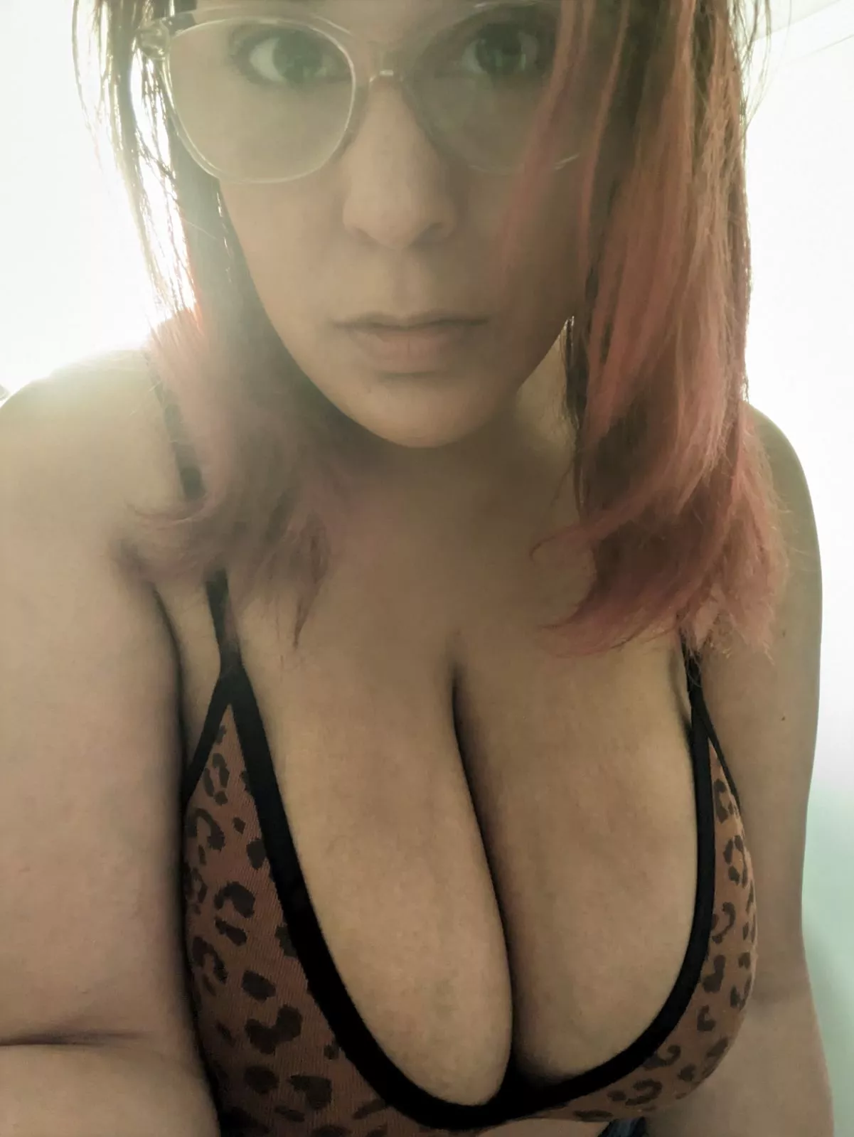 Cleavage Making An Appearance posted by AutomatedSausage