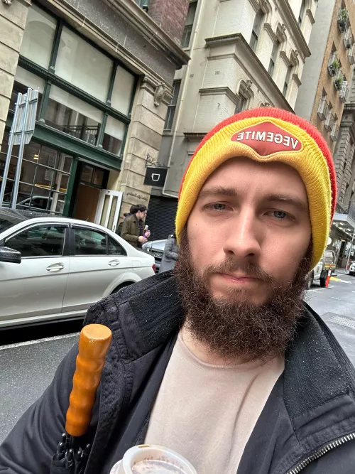 Hello 👋🏻 looking for friends and maybe a LTR with the right person .. 30s M Australia 🇦🇺 by Puzzled_Dot_6590