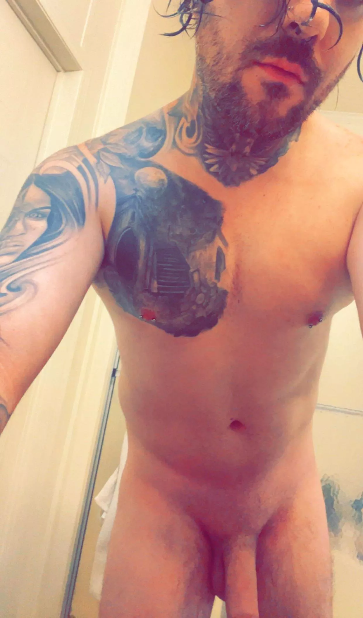 It’s been a hot day. Let’s shower 😏 posted by ThatInkedguy88