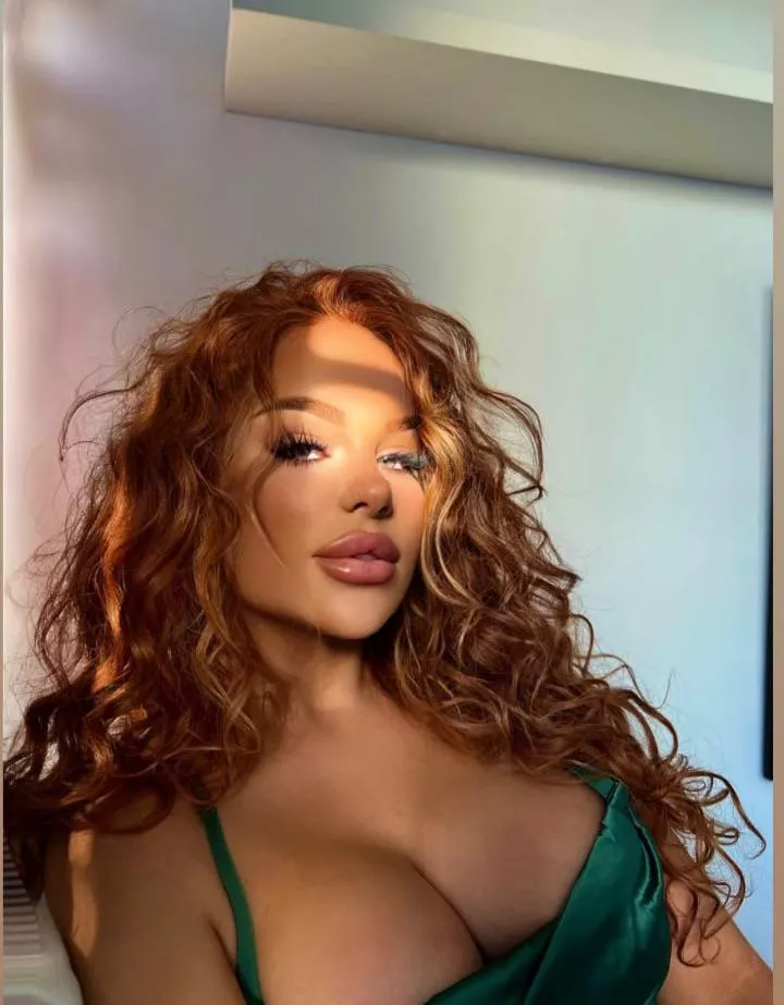 its good for your health to get a nice piece of Latina once in a while posted by lilpeachyqueenx