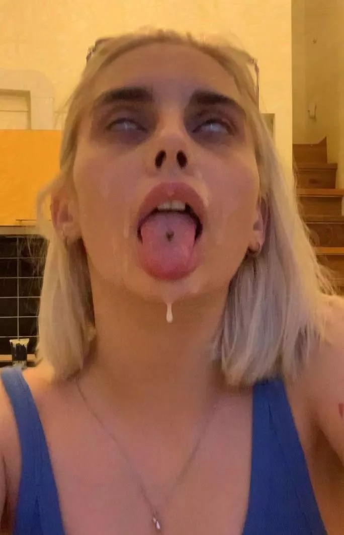 Make me a mommy 🫣 posted by Sad_Dentist_3325