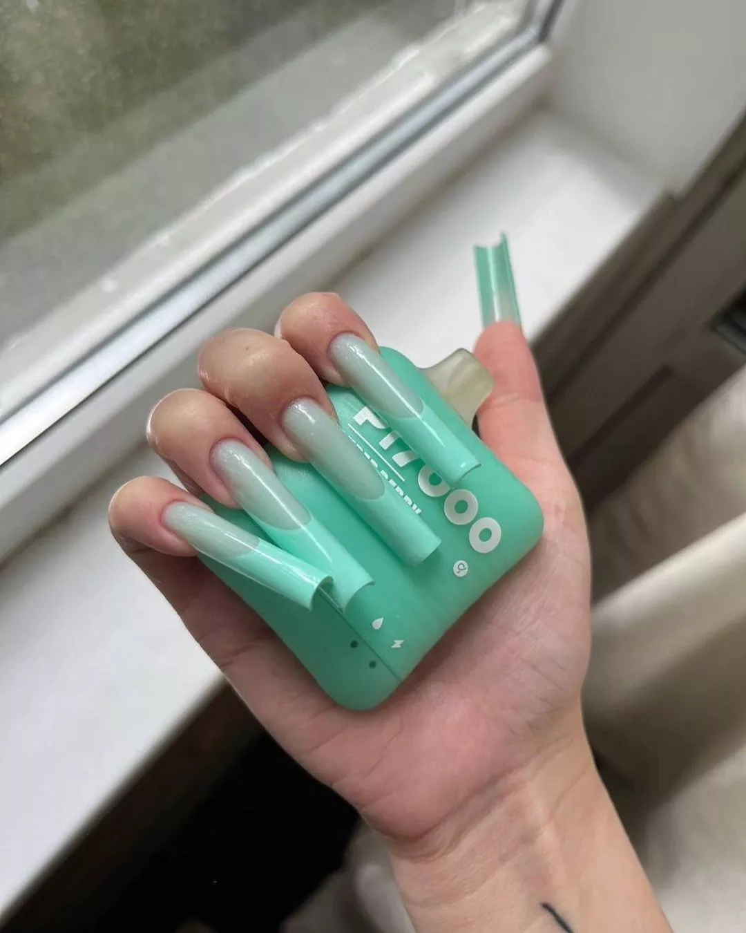 Matching the vape ☺️ posted by Polycarbontree