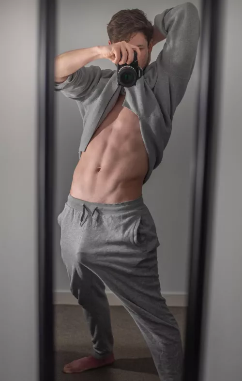 Raise your hand if you wanna see me whip it out by Maple_Cock