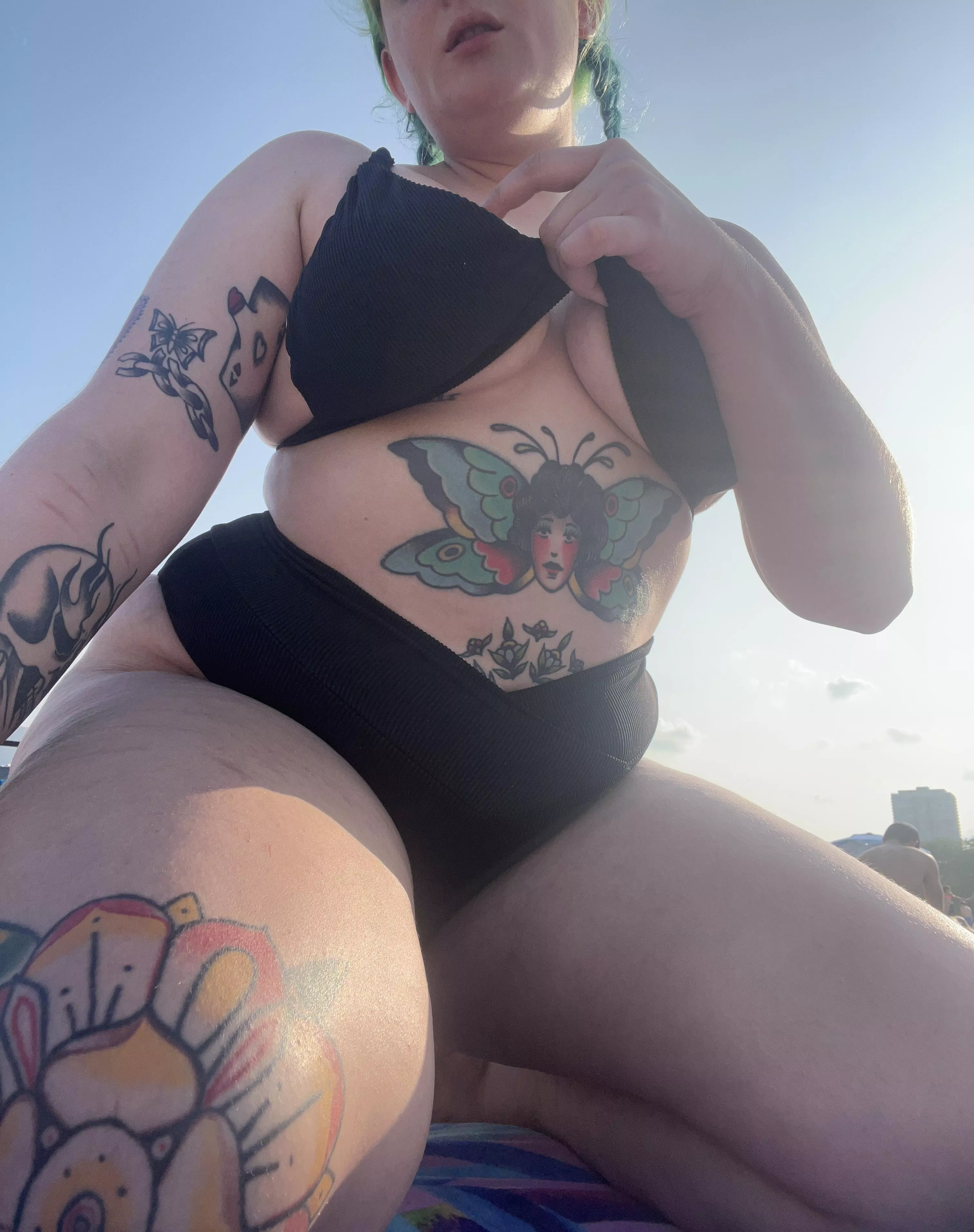 Summer vibes posted by Jazzlike-Version9711