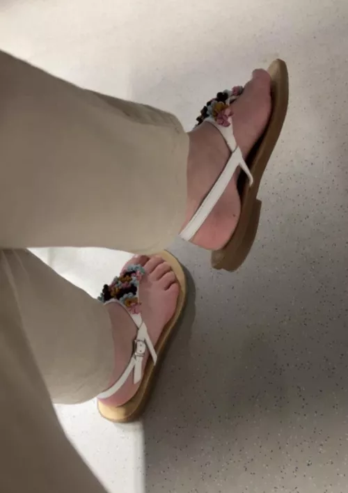 The guy next to me Stares at My feet What should i do?🤔oc by Exotic_Parsnip_2305