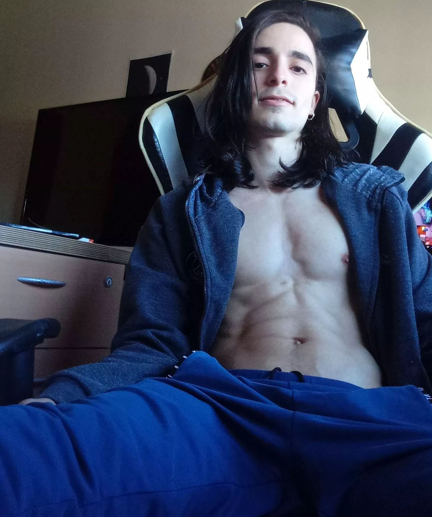 What is your favorite video game right now? posted by Eyanochi