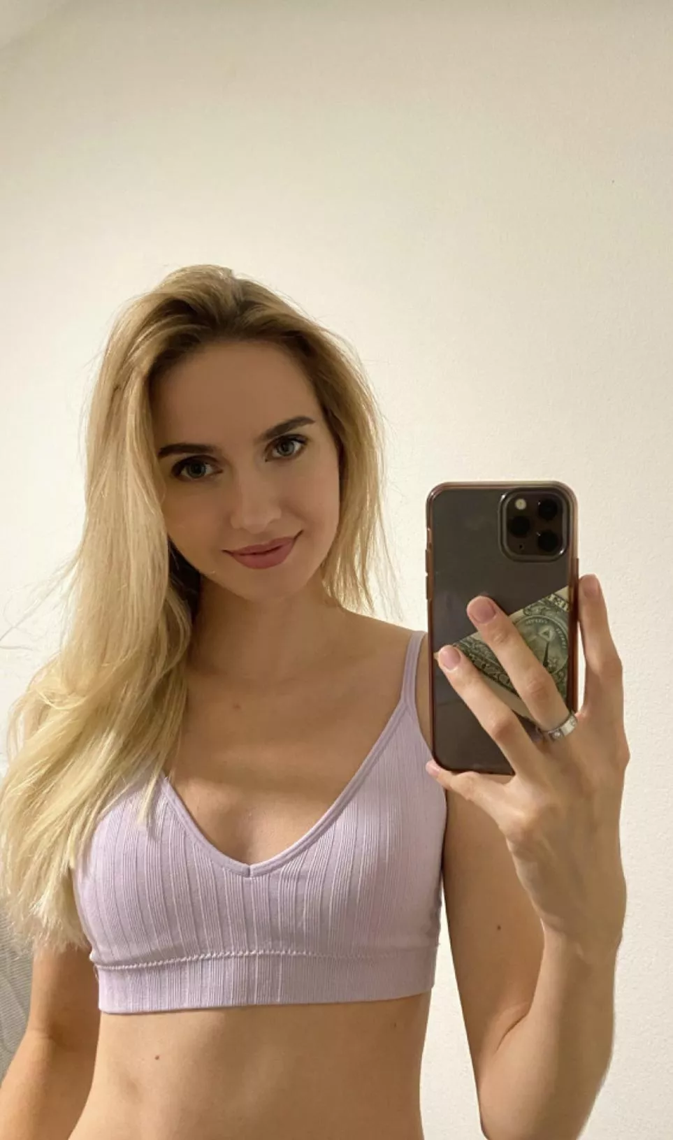 would you like to cum on that pretty face? posted by sonicgangster