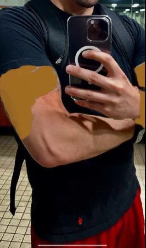 29 is there any attractive uniformed men in Dallas? by Awilson2601