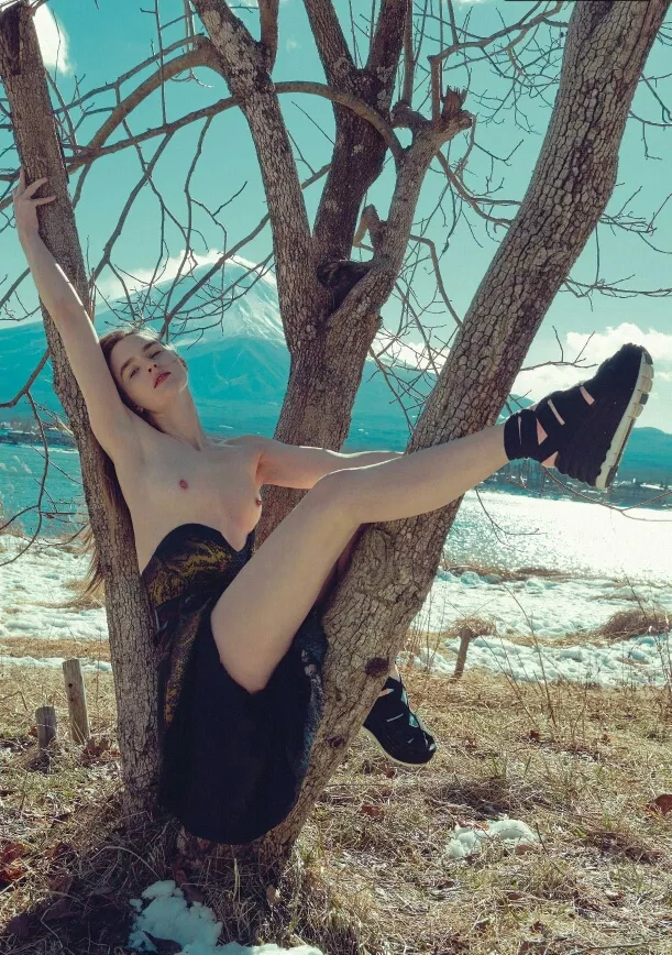 Ali Michael posted by Humingway