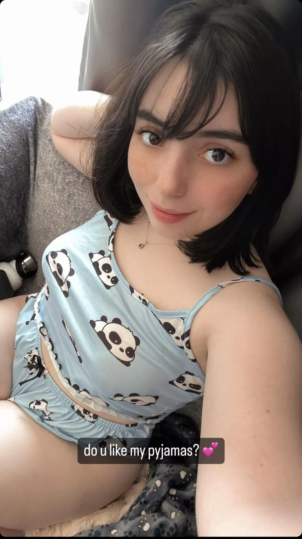 Any straight guys here just a little curious 🧐 👀👅 posted by MistressLynne25