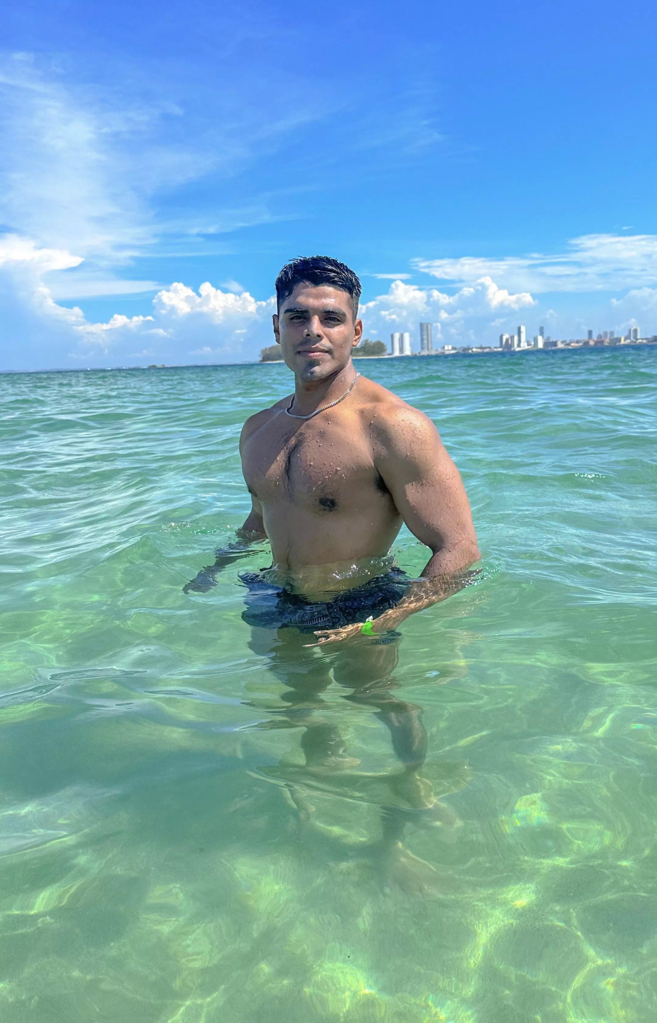 Enjoy my vacations 😍 posted by OkPie4575