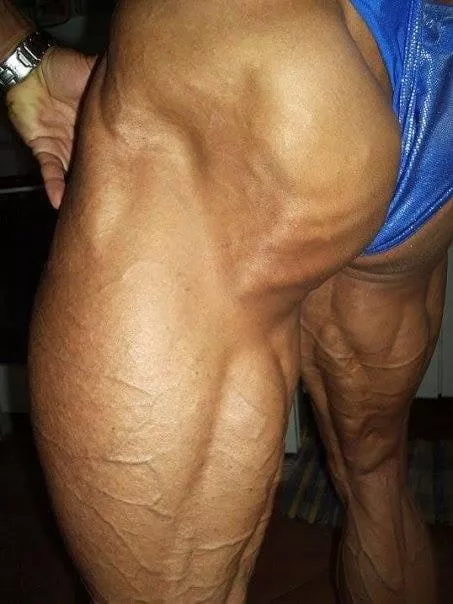 happy hu(m)p day masters bodybuilder who loves showing off the glutes posted by ripped56