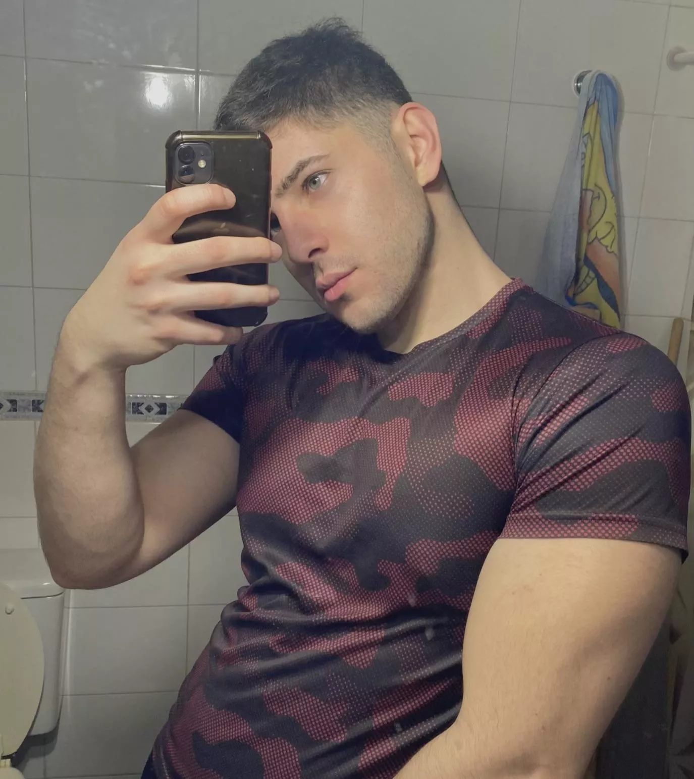 Hello bros! posted by Lustforuv