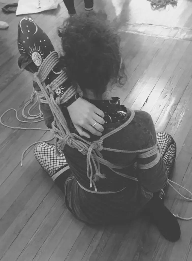 I'm looking for someone to tie me posted by judyisapunk8