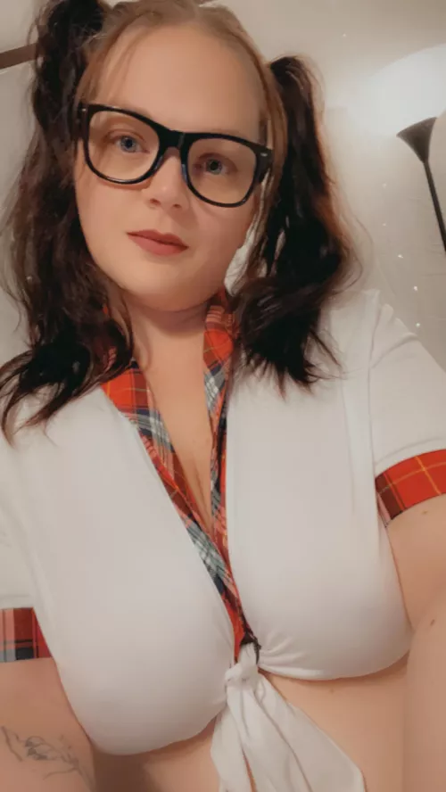 It’s my birthday 🥳❤️💋 by ApprehensiveEbb3138