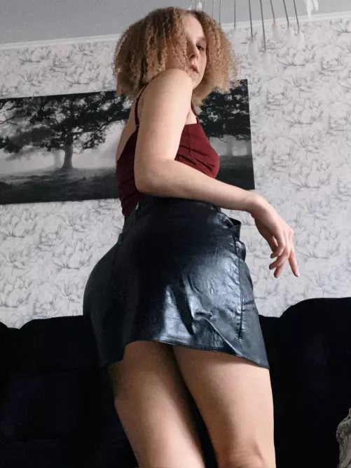 perfect short leather skirt for you baby by Curly_Anna