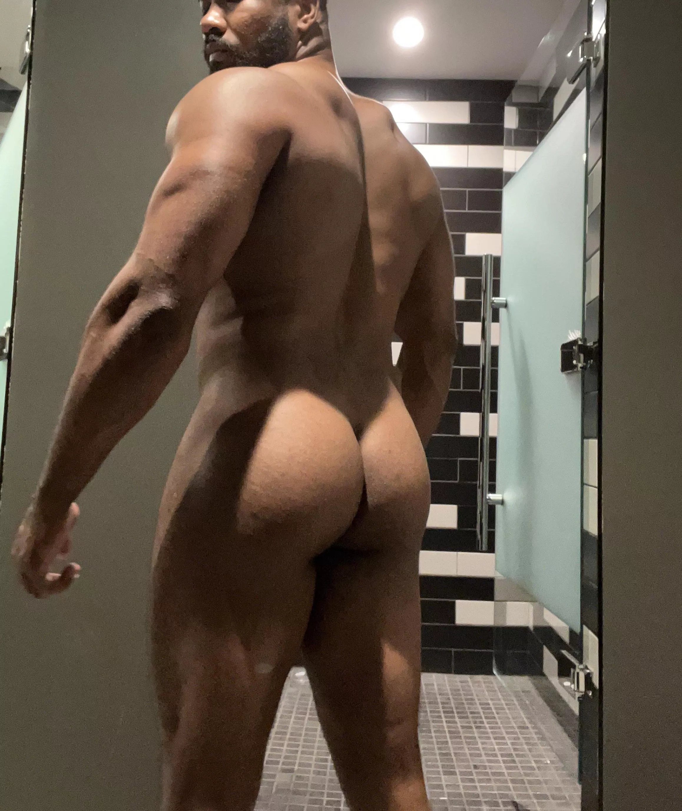 Shower time posted by DeepBrawn32