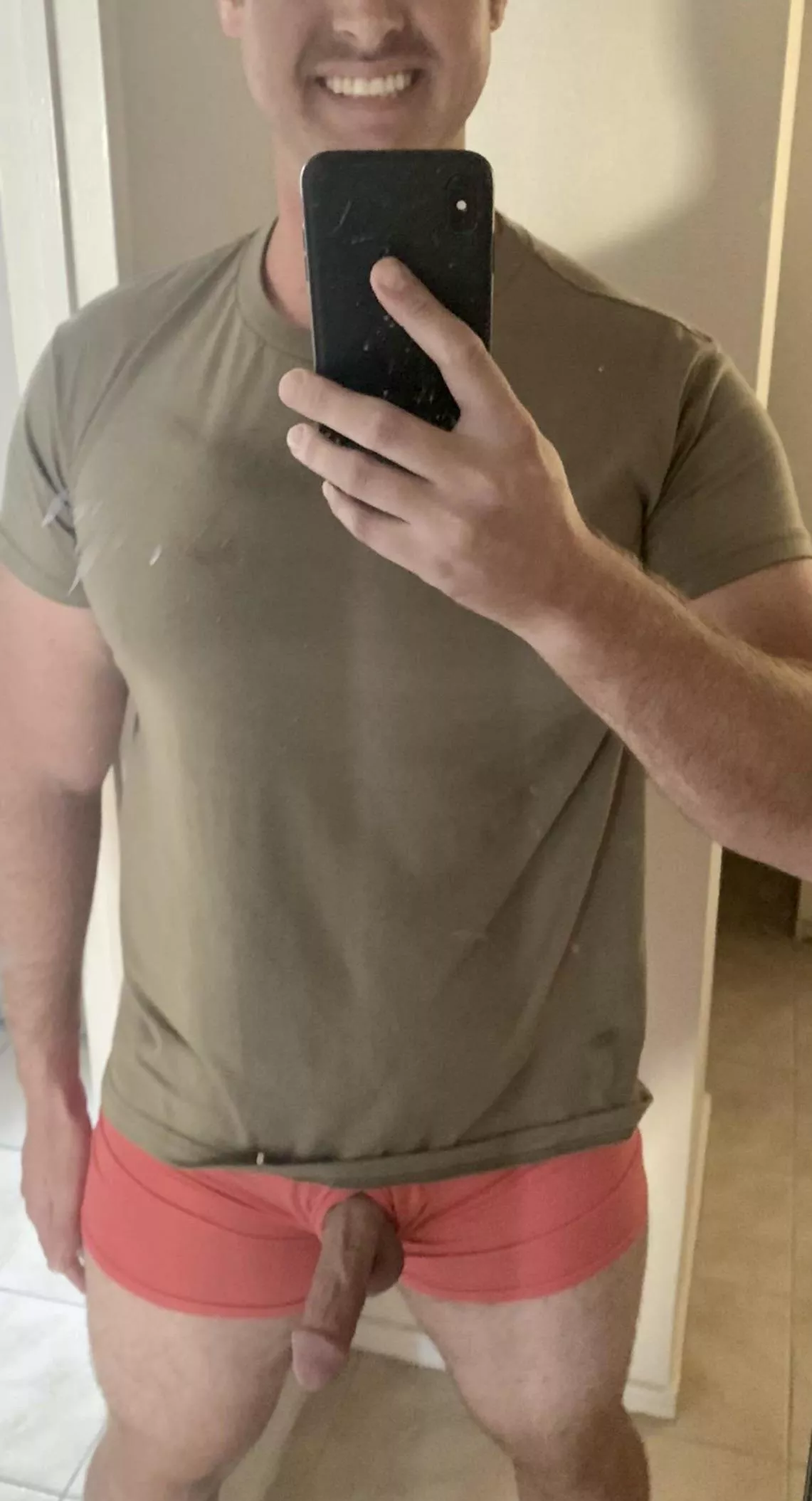 Skip chow…eat me instead! posted by slashbanter