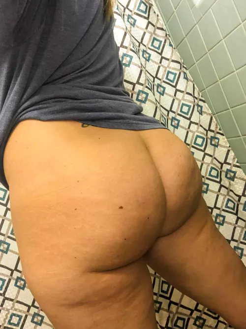 Sleep or stay up? by MorganKayyyy