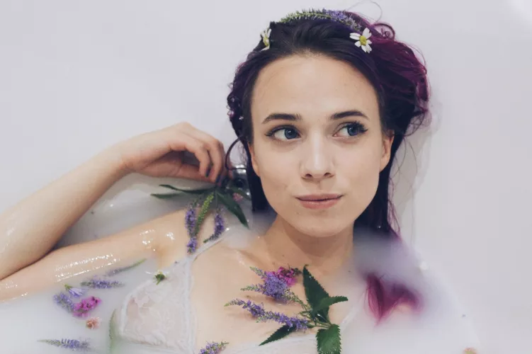 So nice bathtime by CharmingMistress