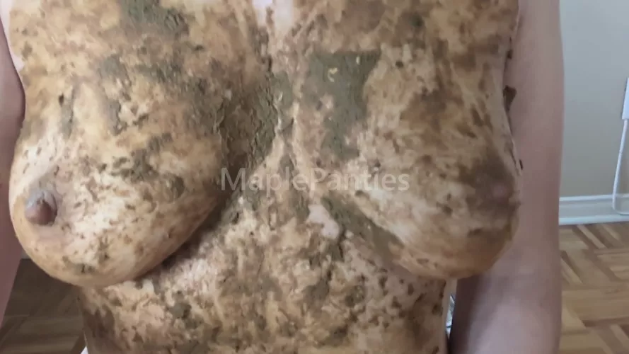 Tits look great covered in shit by MaplePanties