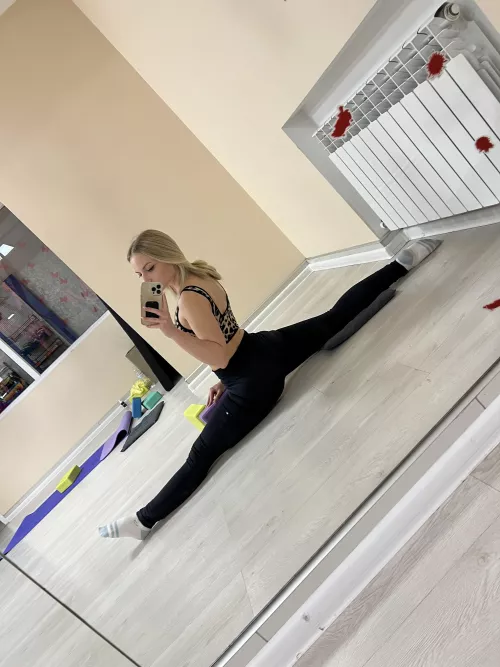 Wanna explore my hidden desires? Take a chance 😏 by djlillyy