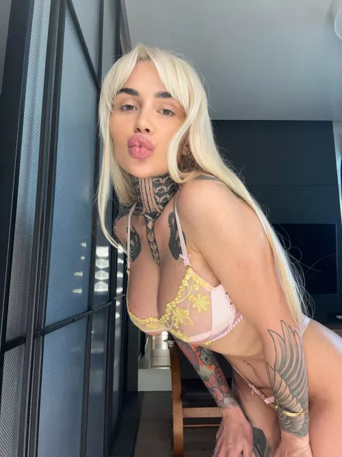 who here is in the mood to eat some massive titties by baby_mia96