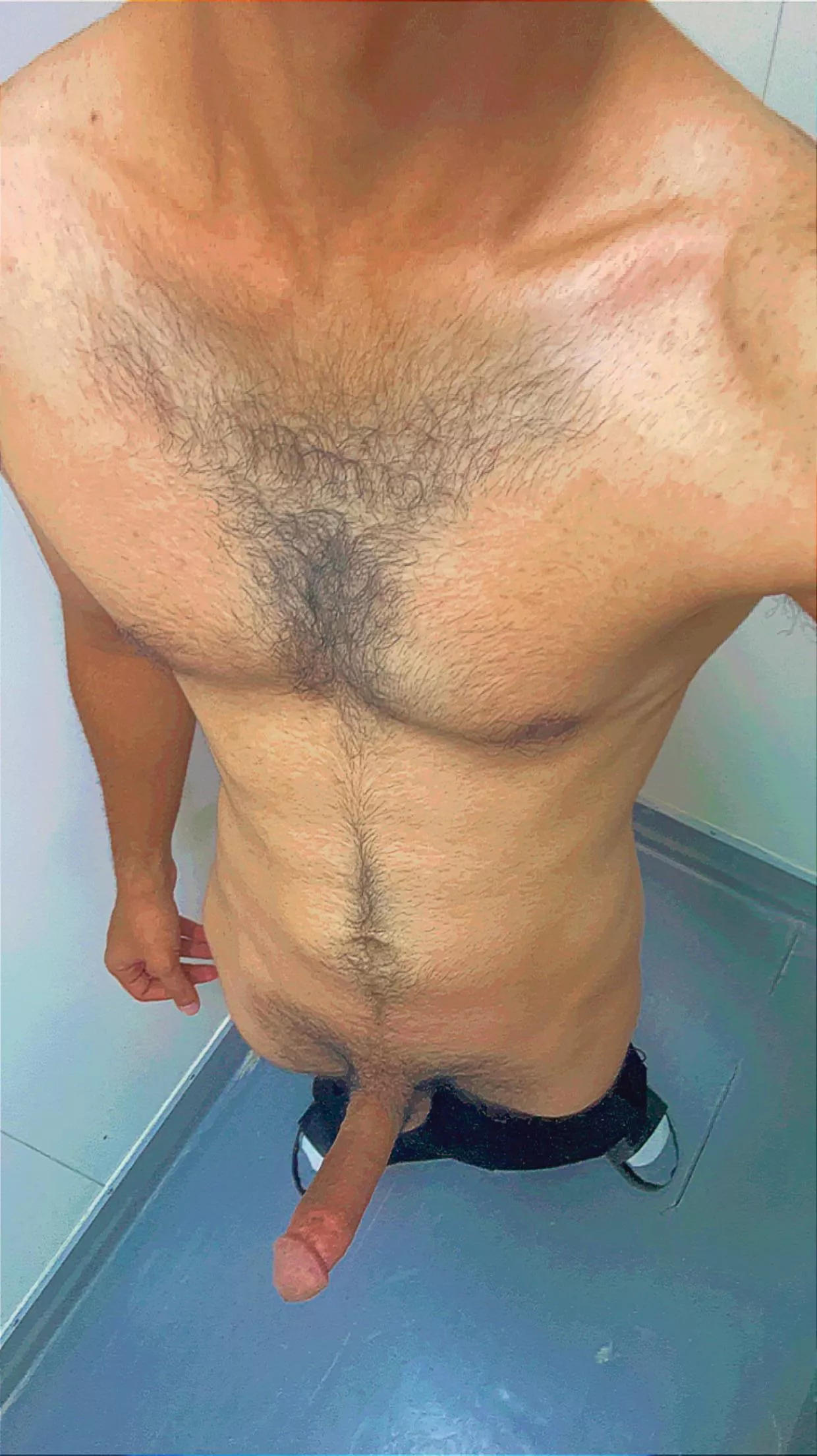 24, hmu I’m so hard posted by Dependent-Ad9667