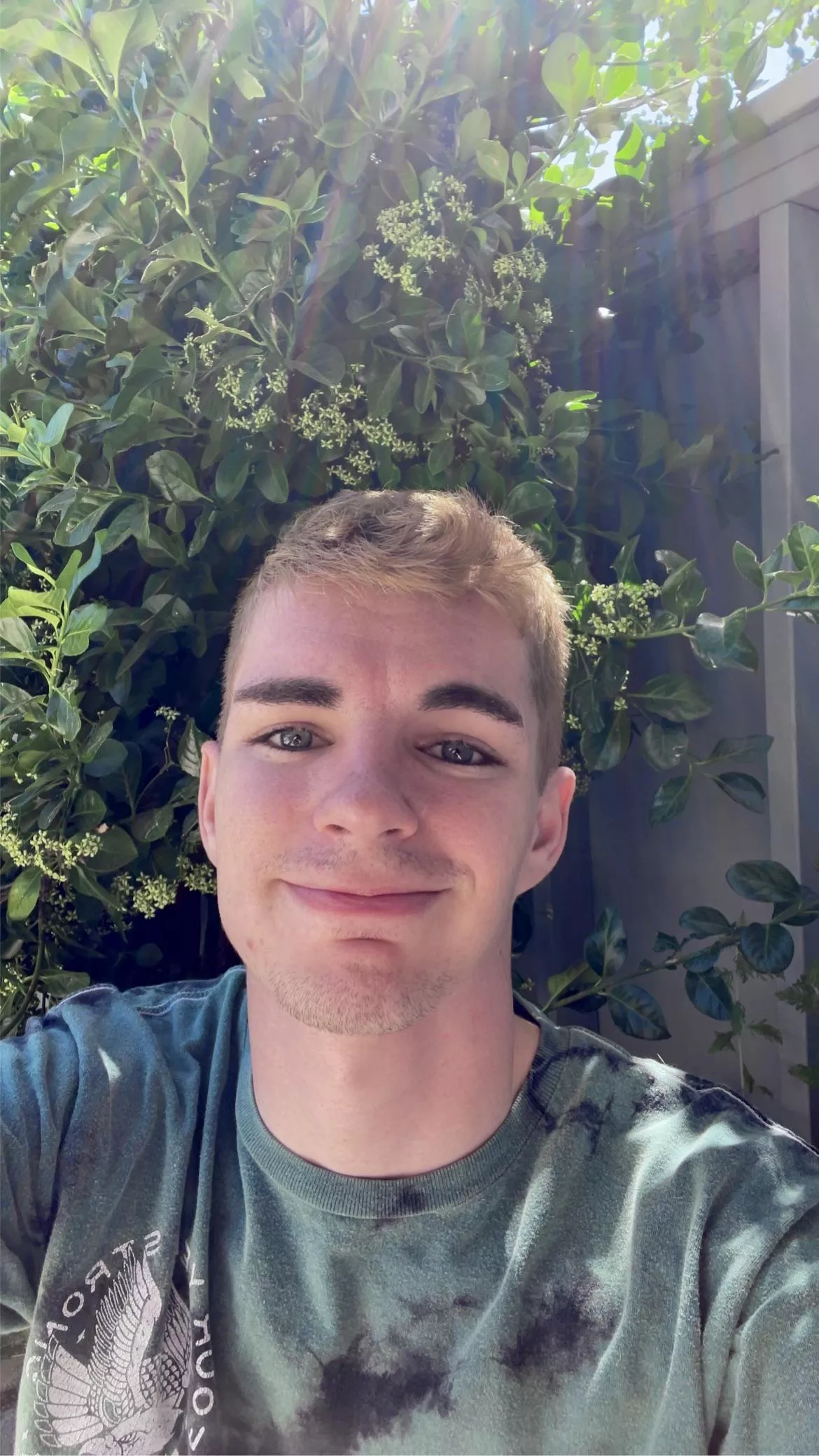 Anyone wanna sit outside with me? posted by Jove1221