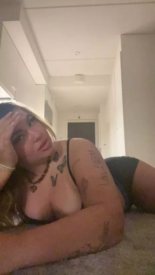 Can I interest you to alt boobies an lick it by _Gavrilo_Princip_1