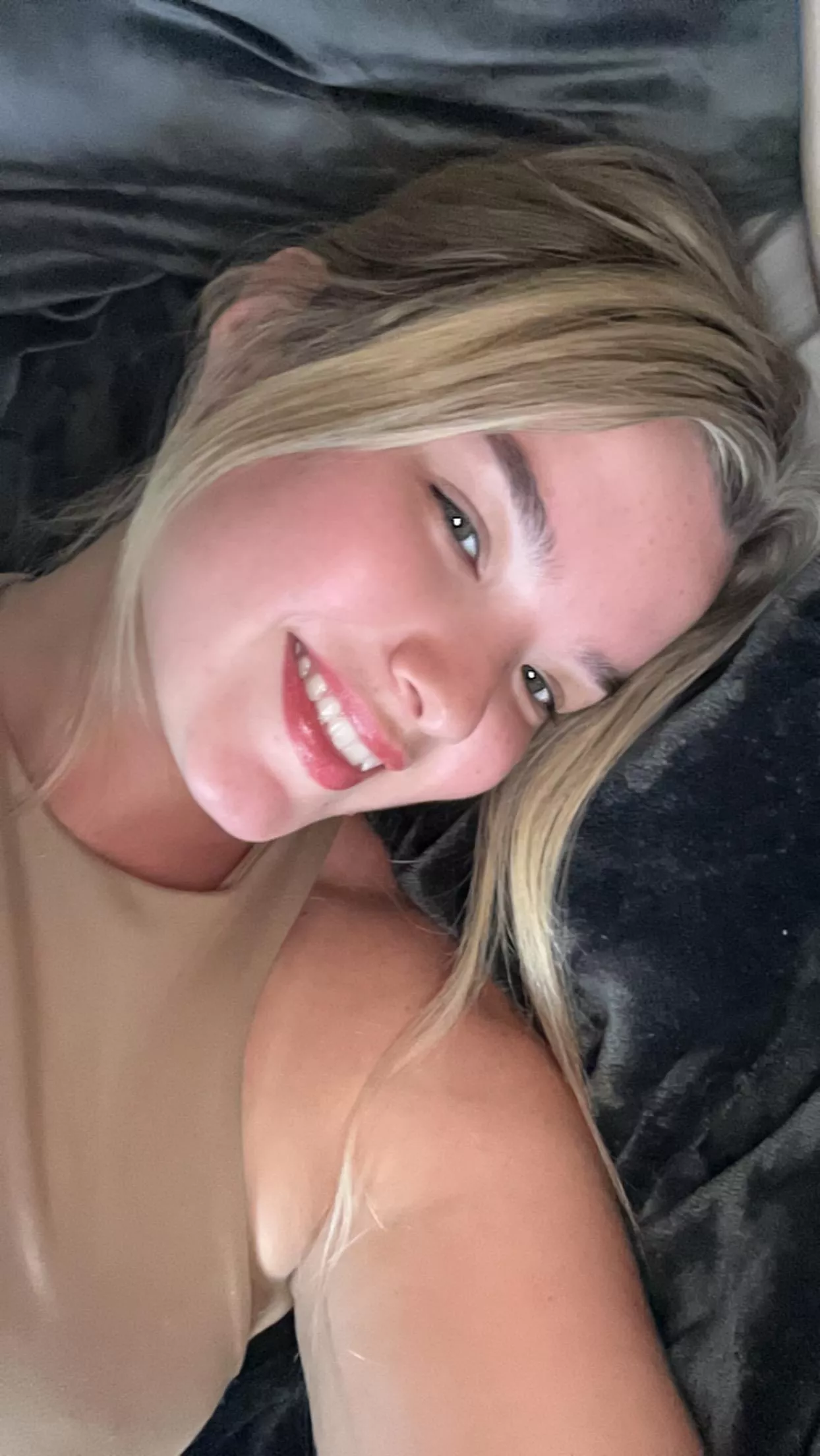 Cute! IUTR posted by cootlee