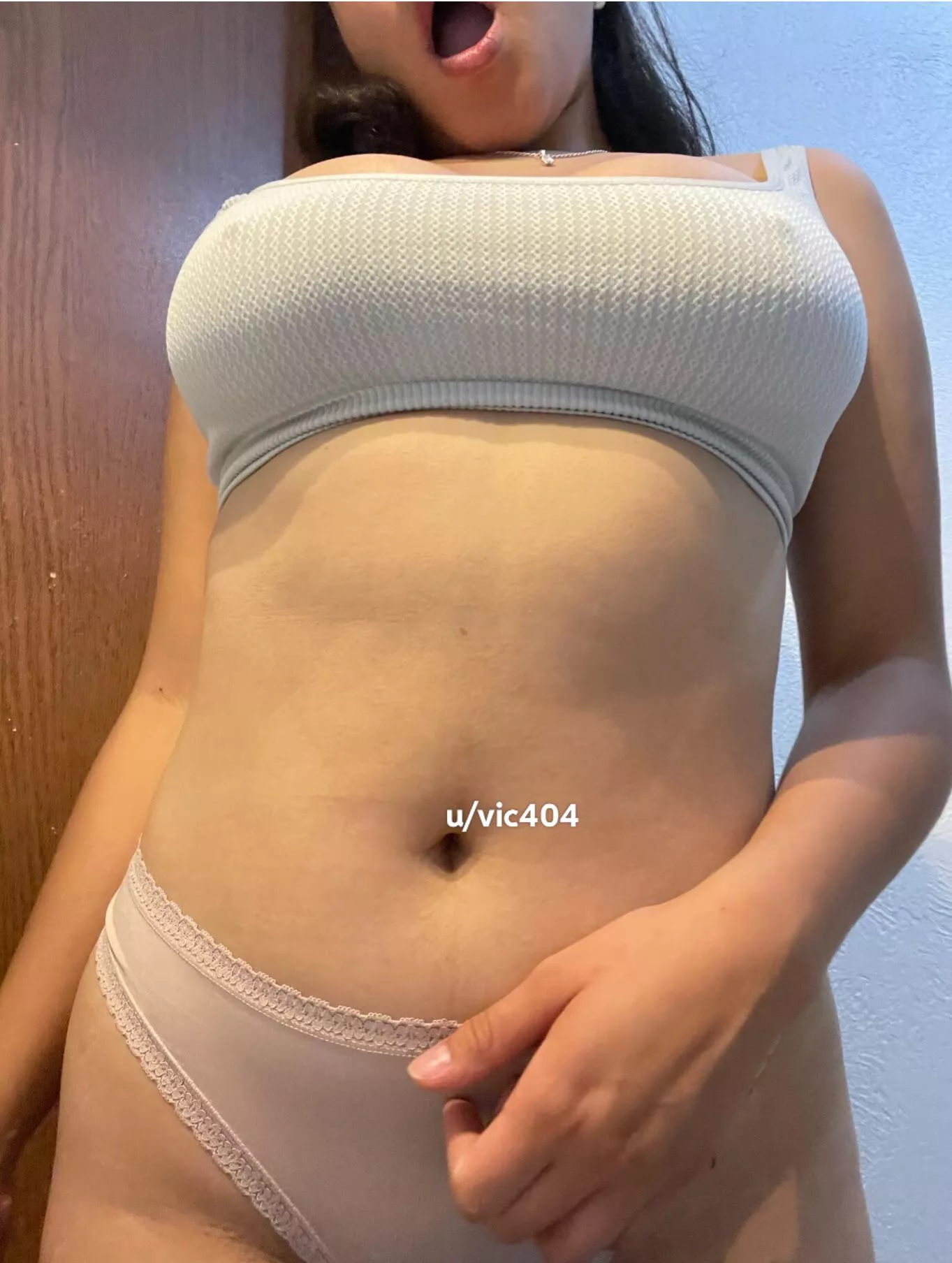 Feeling good today and hope you are too :) 18[F] posted by vic404