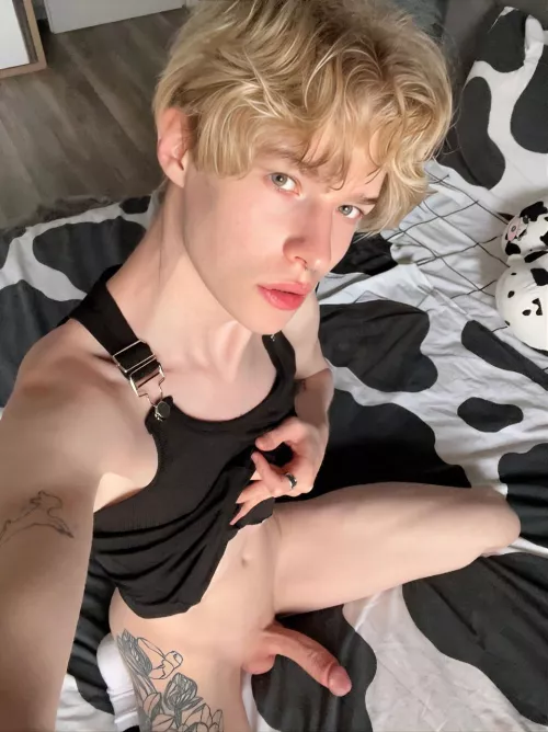 Get on your knees 😈🍆 by One-Street6126