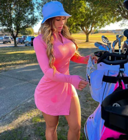 Golf Girl 🌞 by thatchisy63