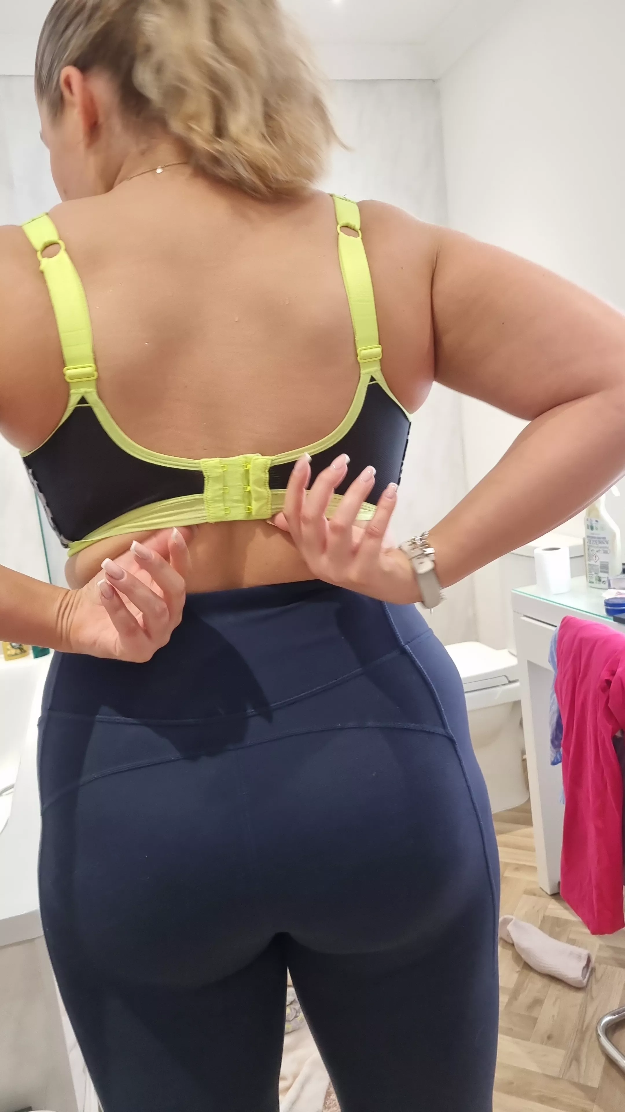 Help me take it off?? posted by j666eds