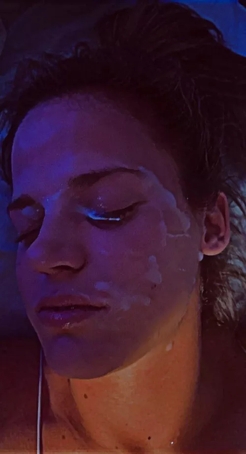 I love being blasted with cum by lexeriks