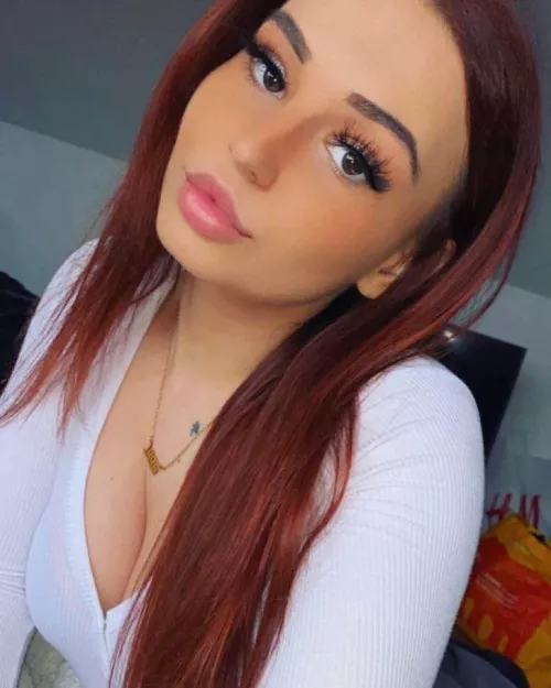 I want a male sub who is totally devoted to his Mommy Dom and ready to serve. by nateread1