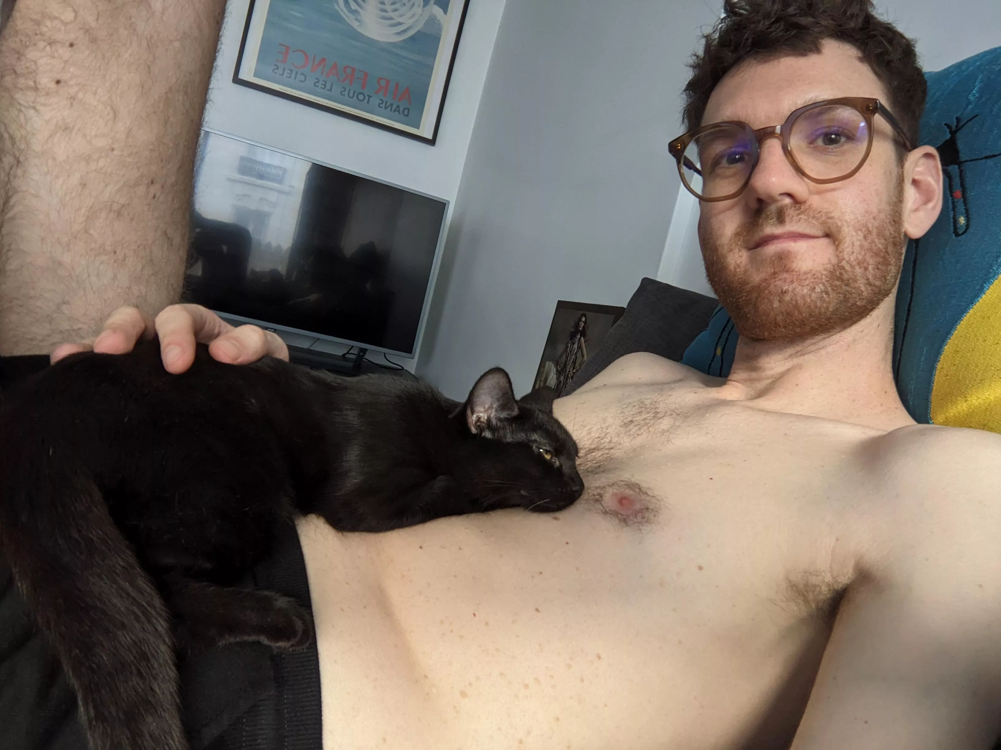 Let's chill. posted by KienLang_