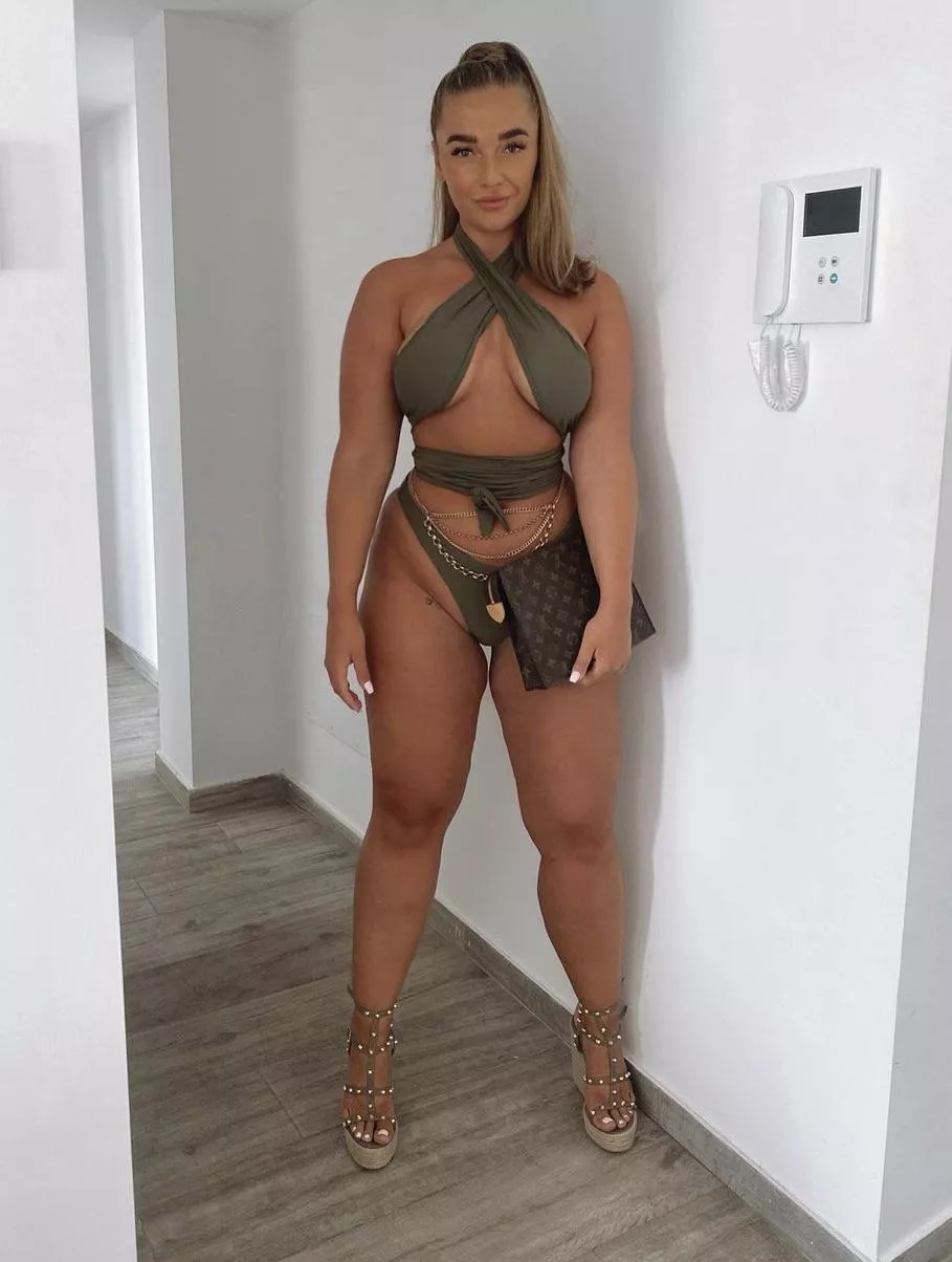 Power stance chav posted by corruptusextremis