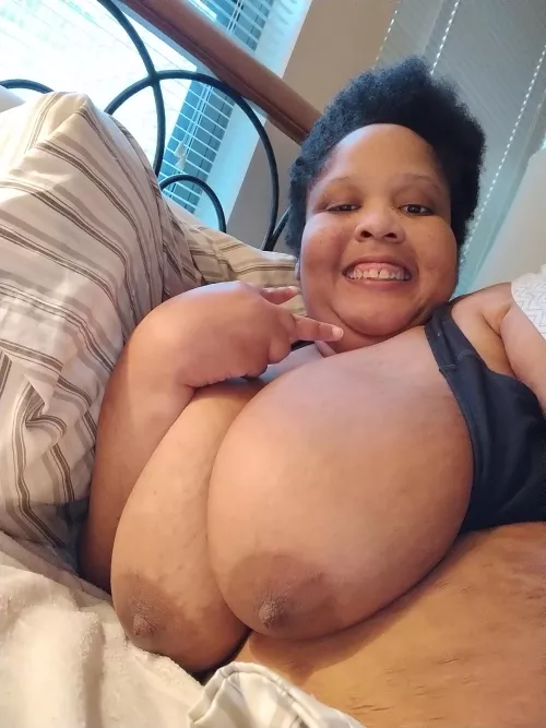 Rule 1: u must suck these TIG ol BIDDIES! by Queenofdafcup