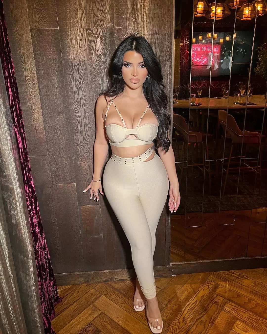 Simran Kaur posted by victorfrank_2